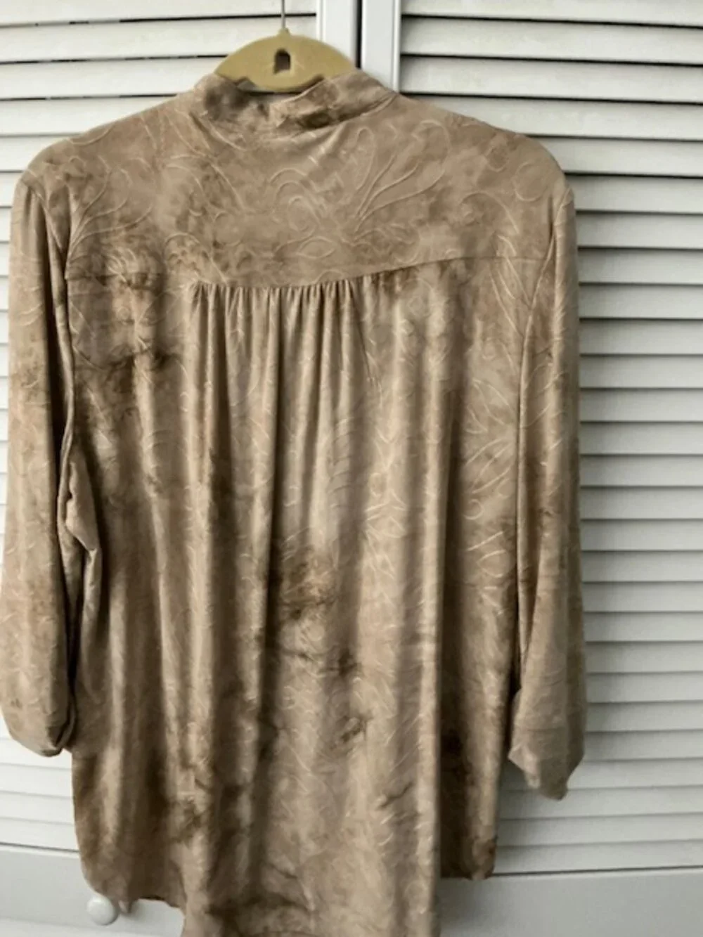 Ladies New Directions Pleated Button-up Tunic